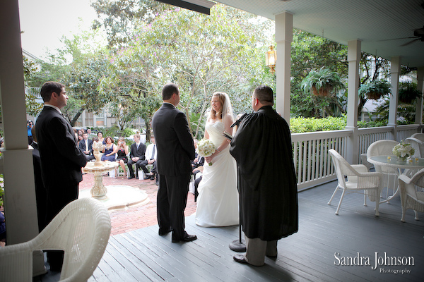 Best Courtyard Lake Lucerne - IW Phillips House Wedding Photos - Sandra Johnson (SJFoto.com)